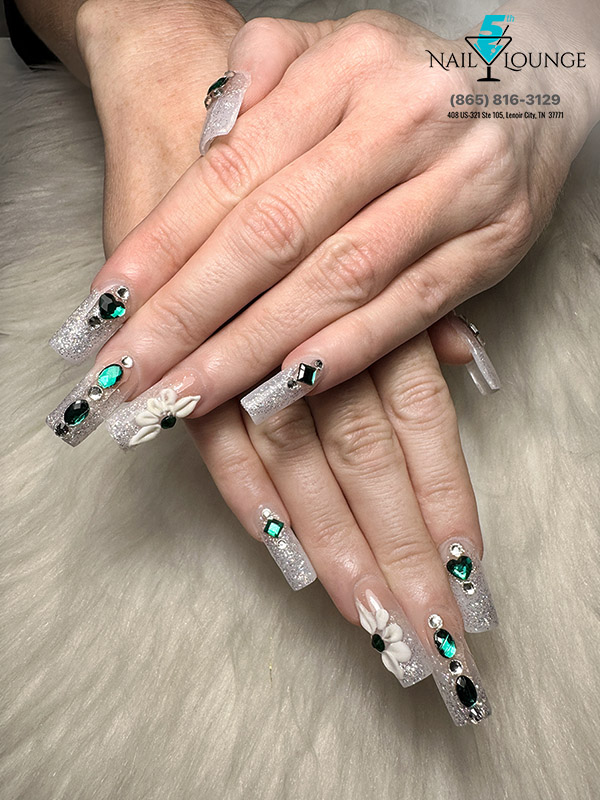 5TH Nail Lounge Lenoir City